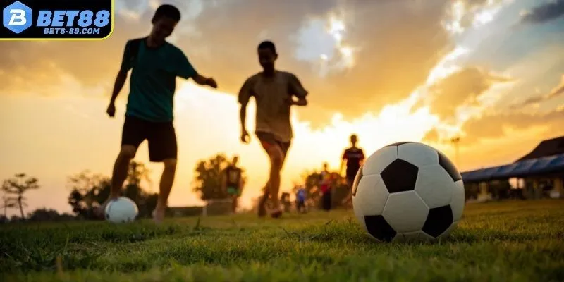Phối hợp đồng đội để chiến thắng trong Futsal